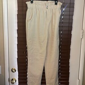Cream colored HM high waisted cinched wide leg pants size 10